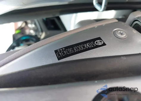 2015 Toyota Sienna Le 7 Passenger z USA, uszkodzony, nr VIN 5TDKK3DC0FS634343